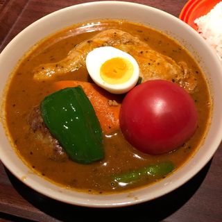 チキンとトマトのスープカレー(横浜BAY・らっきょ)
