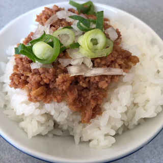 そぼろ丼(麺屋白頭鷲 )