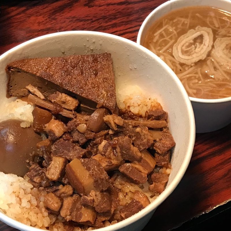 特製魯肉飯便當セット(台湾麺線 )