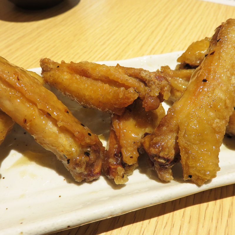 おでん屋が本気で作った手羽唐揚げ(おでんと日本酒 卸)