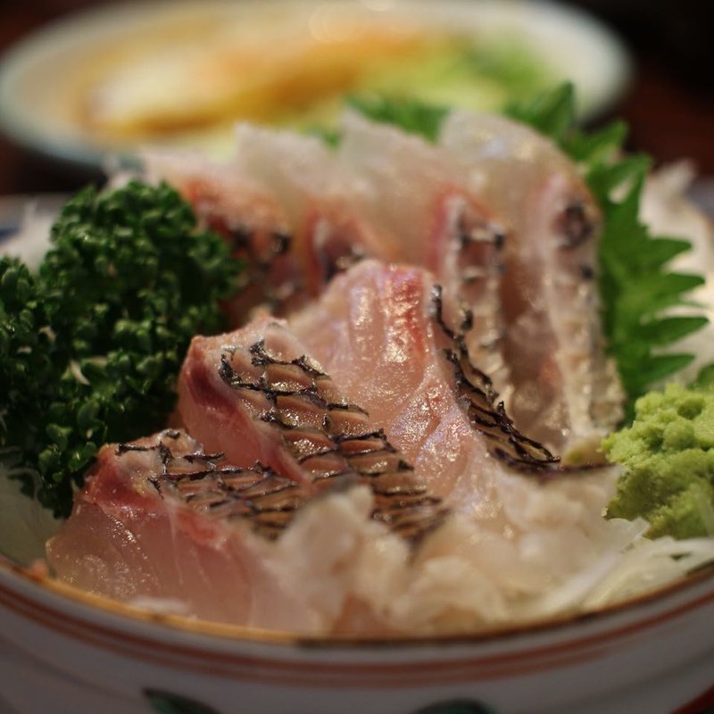 真鯛の刺身(丸千葉)