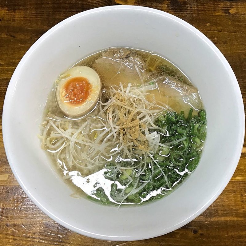 しょうゆ（あっさり鶏ガラスープ）(のぉくれ )