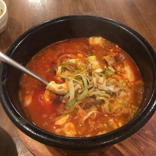 牛タンスン豆腐定食(韓国料理 東大門 タッカンマリ 立川本店)