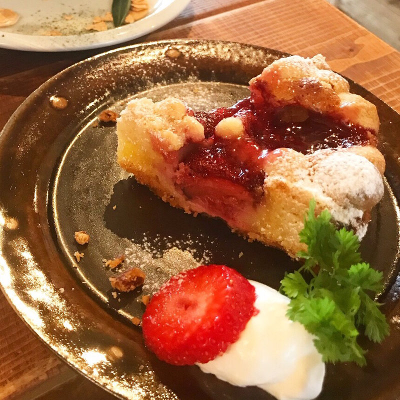 イチゴクランブルタルト(むぎわら食堂 )