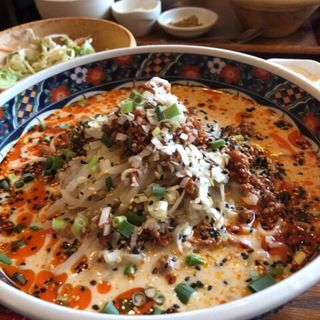 冷やし豆乳担々麺(Xiangni Cafe 奥原宿)