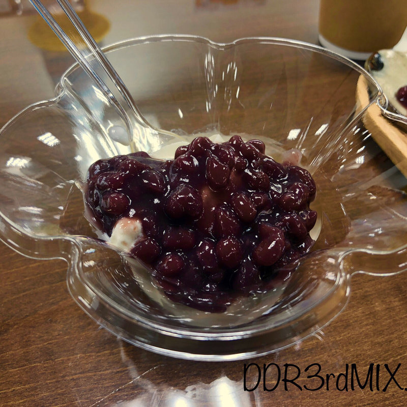 どら餡ソフトぱふぇ(うさぎや CAFE)