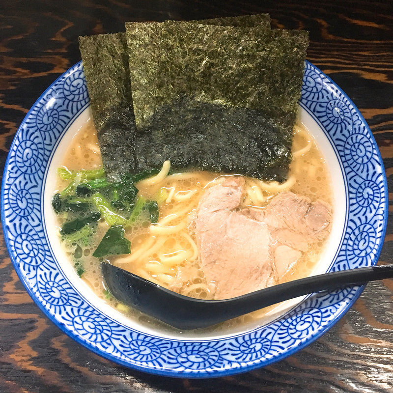 豚骨醤油ラーメン(豚骨醤油 蕾 （とんこつしょうゆ つぼみ）)
