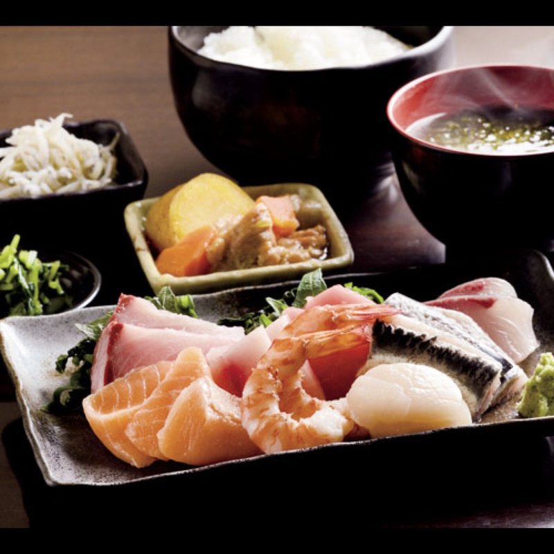 お刺身8品盛り(彗富運 （SPOON スプーン）)