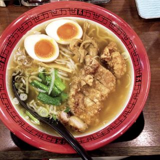 排骨拉麺＋味玉一個(万世拉麺 新宿西口店)