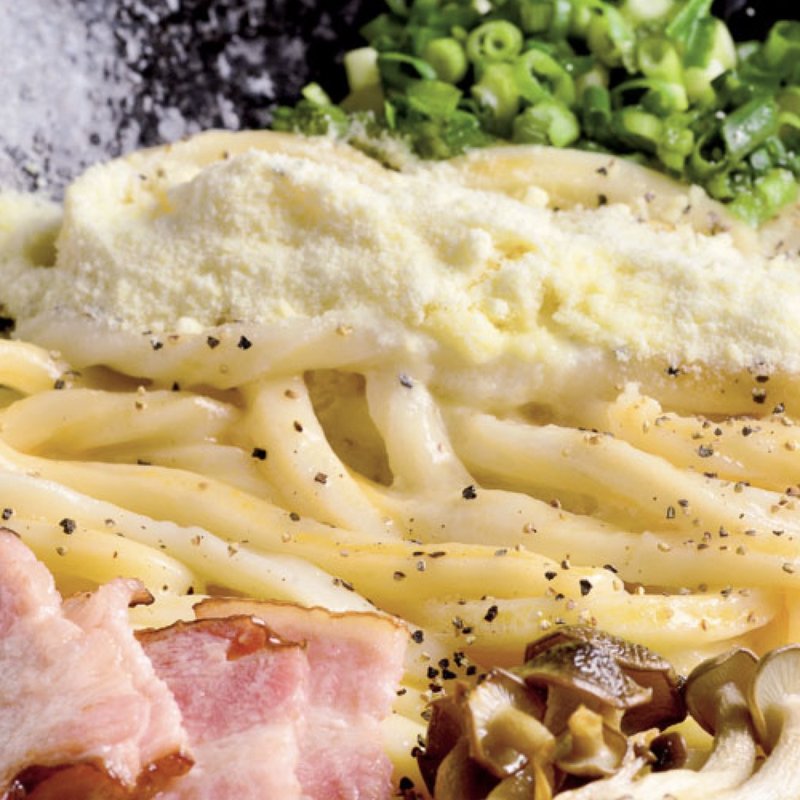 カルボナーラ釜玉うどん(釜玉うどん 功刀屋)