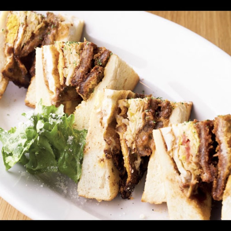 デミグラスカツサンド(マドラグ)