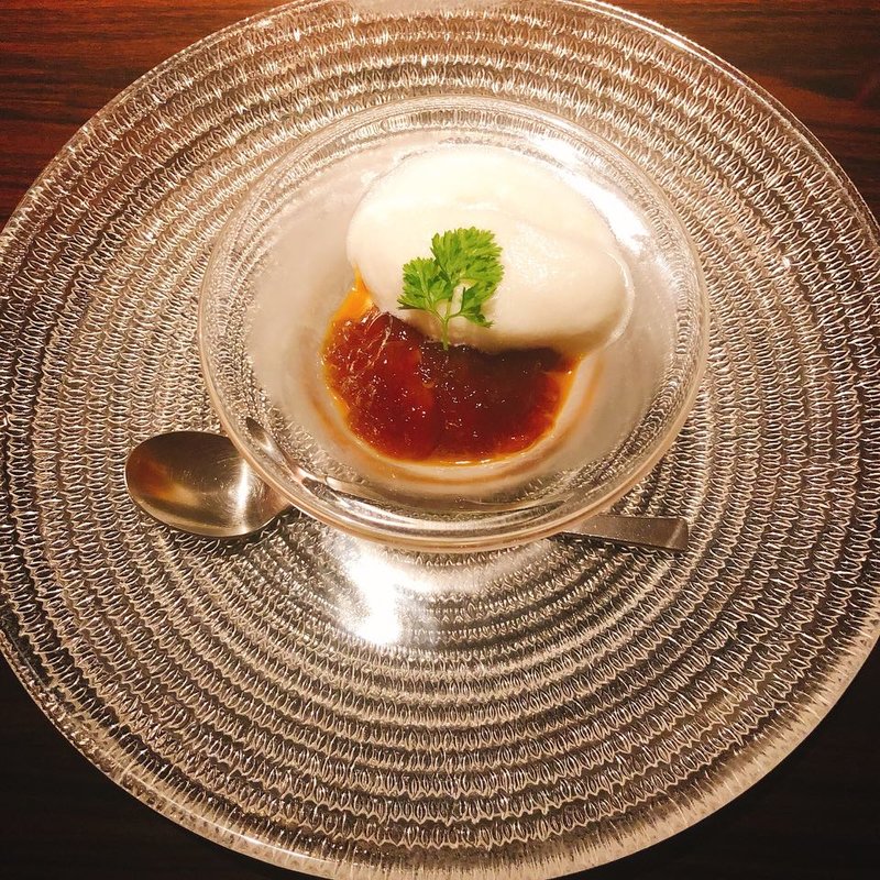 生雲丹をジュレで(KAZAN)