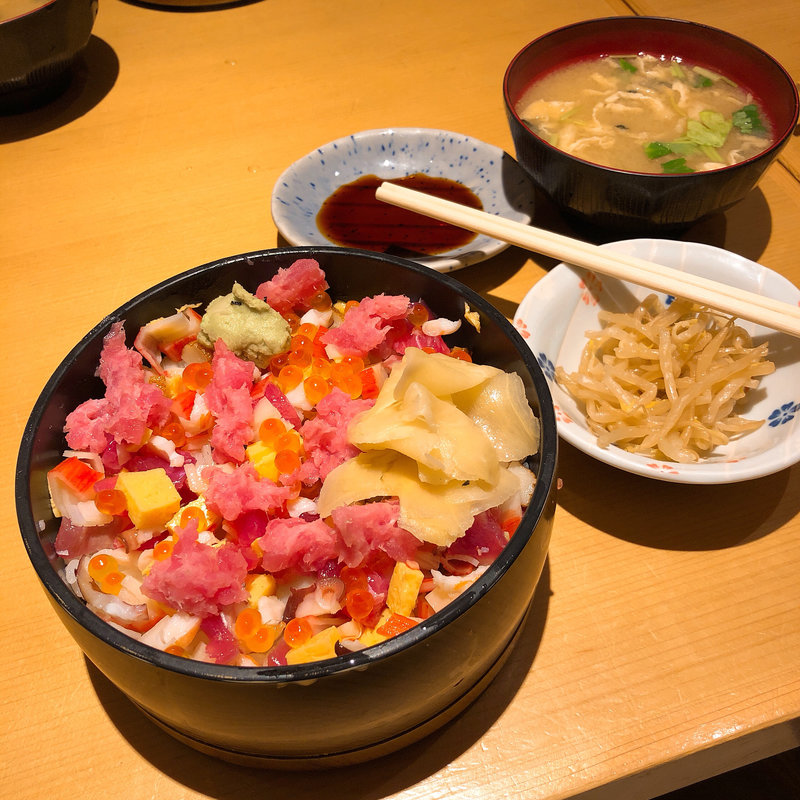 ばらちらし（並）(すし定)