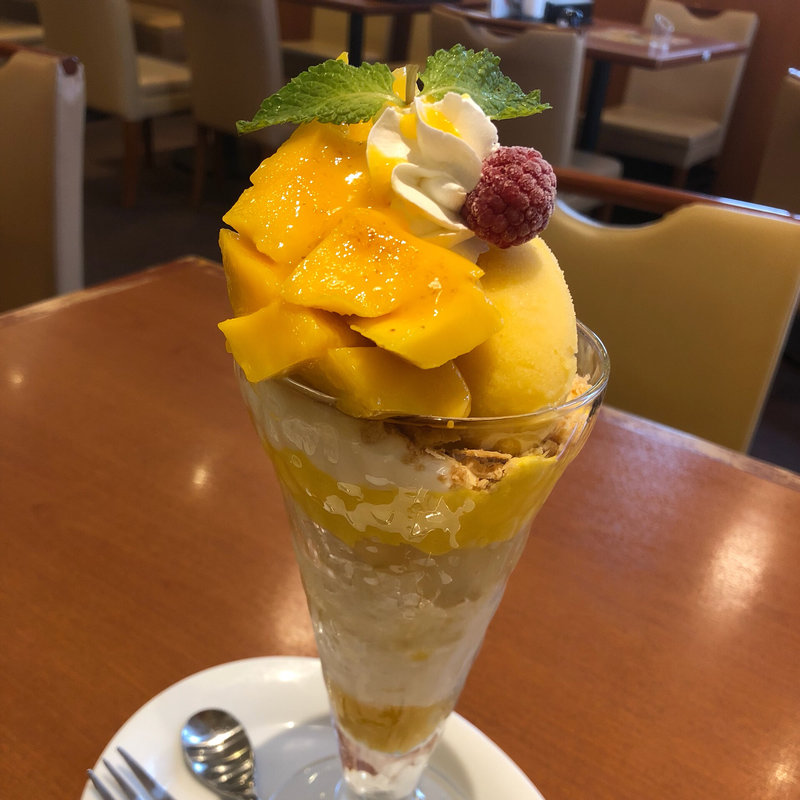 フレッシュマンゴーのザ・サンデー(デニーズ 大和渋谷店 （Denny's）)