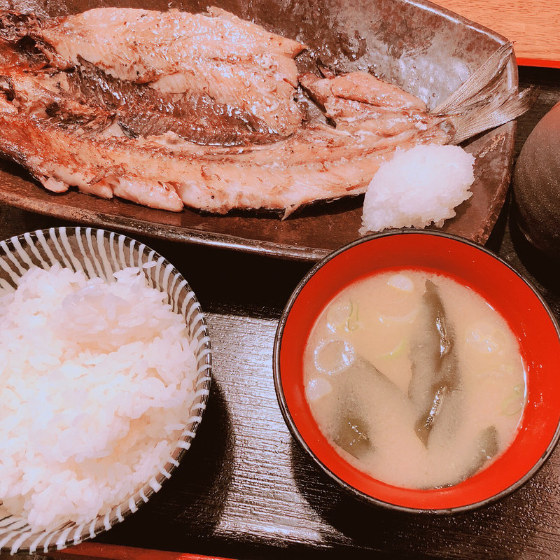 にしんの一夜干し定食(一夜干しと海鮮丼 できたて屋 サッポロファクトリー店)