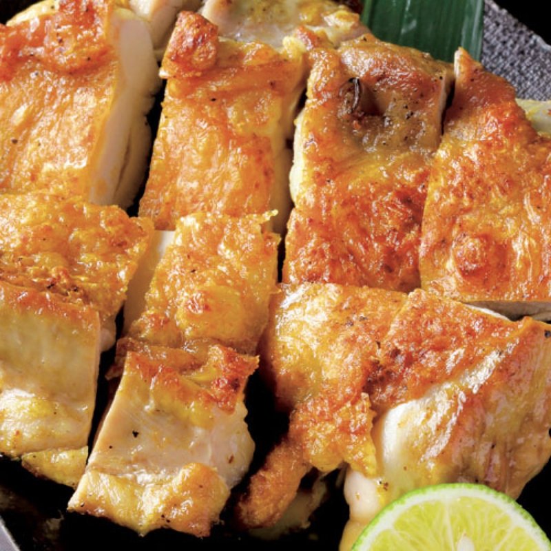 赤鶏骨付きもも肉1本焼き(川の音)