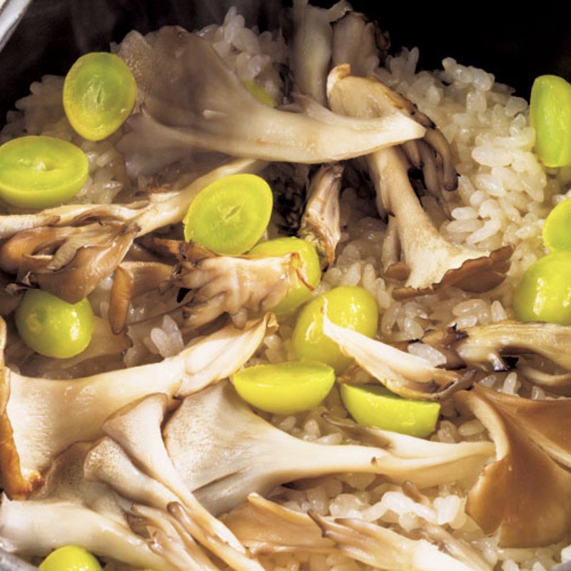 ストウブ飯舞茸と銀杏(かど )