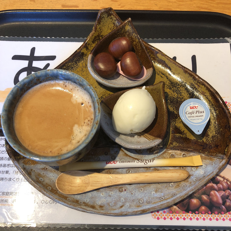 ホットコーヒー(万寿庵)