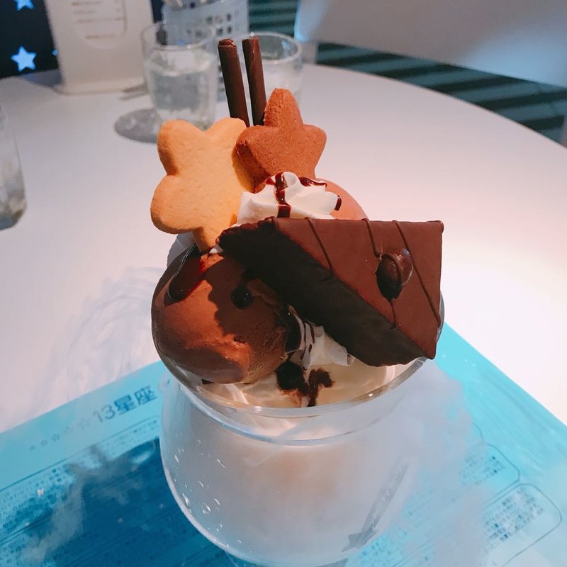 蛇遣座パフェ(パフェテラス ミルキーウェイ)