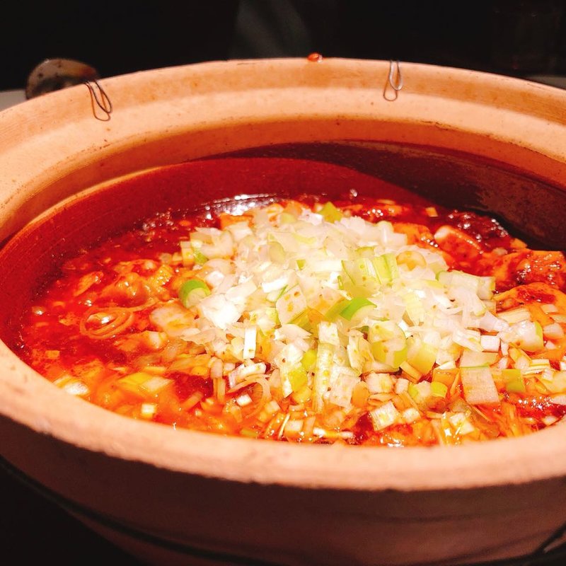 正宗麻婆豆腐(黒猫夜 赤坂店)