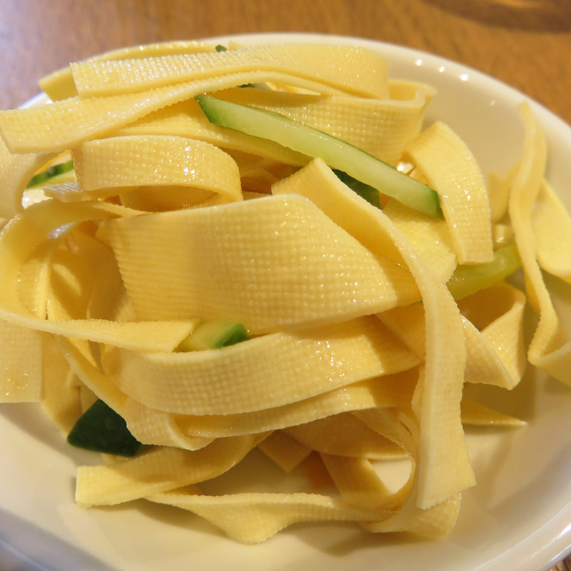 干豆腐の和え物(豆皿中華Q)