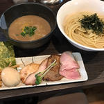 つけ麺(ほん田 niji )