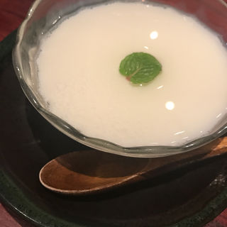 杏仁豆腐(老房 神戸店)