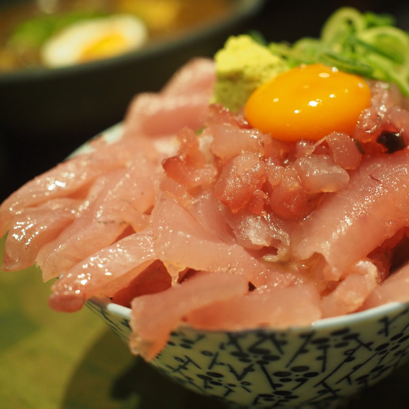 マグロ盛り盛り丼(宮がみ屋)
