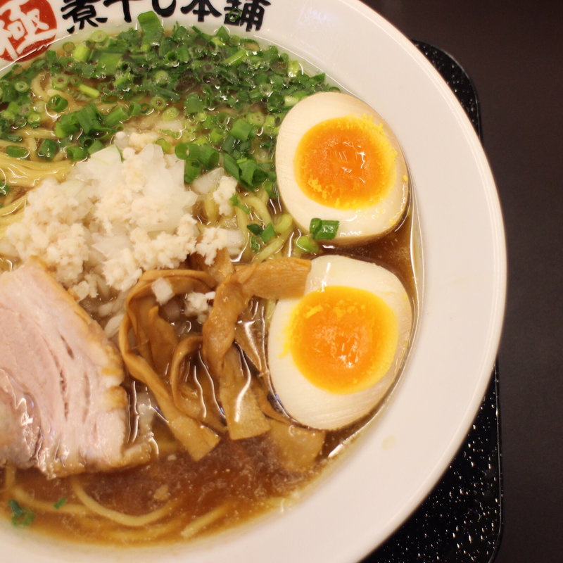 鯛煮干しラーメン/味玉TP(二代目 極煮干し本舗 すすきの店)