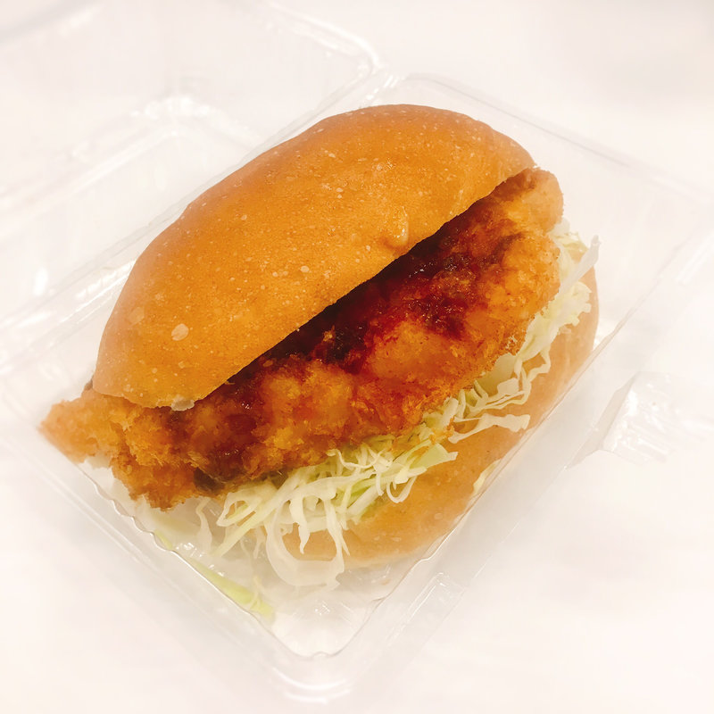 チキンカツコッペ(ＣＡＲＡ　ＡＵＲＥＬＩＡ(カーラ・アウレリア))