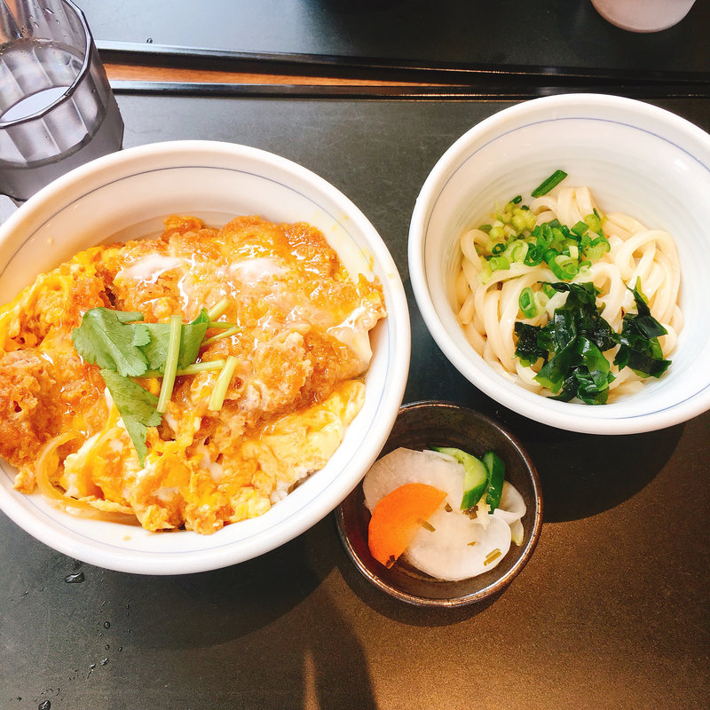 カツ丼セット(アカマル屋 新大阪店)