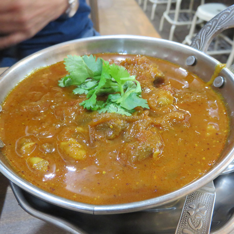 シン・ポークビンダルー(六本松 カレチネ)