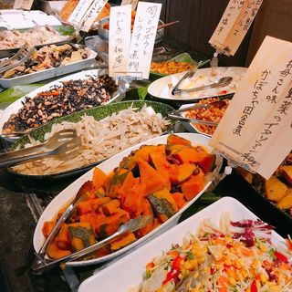 惣菜bar食べ放題＆呑み放題付　2,980円（税抜）(井の壱 （INO-ICHI）)
