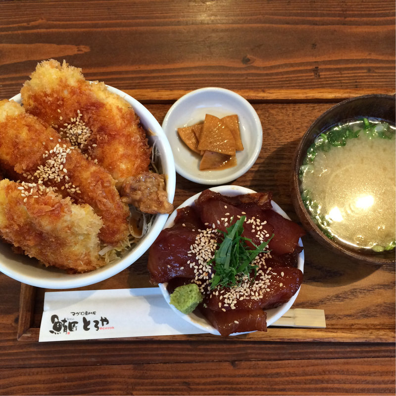 まぐろカツ丼 小盛3切(とろや )