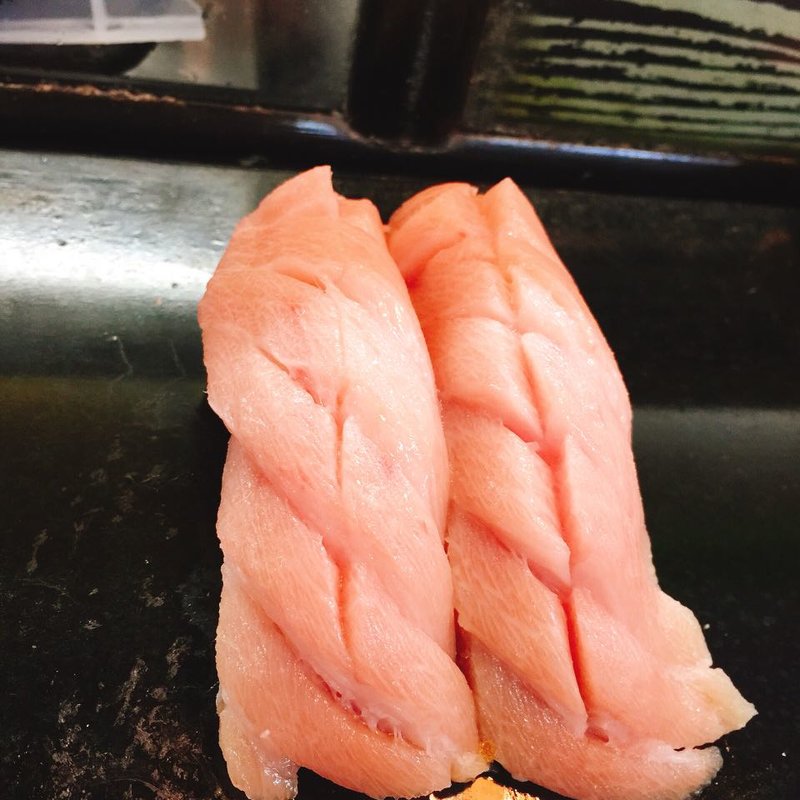 大トロ(鮨 やっちゃば)