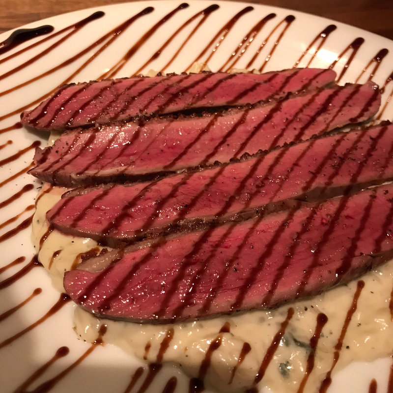 鴨胸のキャラメリゼ バルサミコ濃厚チーズリゾット(トラットリアチッチョ （Trattoria Ciccio）)