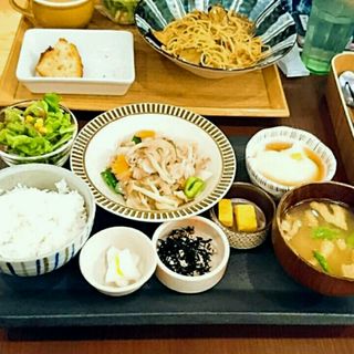 週替わりkawaraの和定食(kawara CAFE&DINING KITTE博多店)