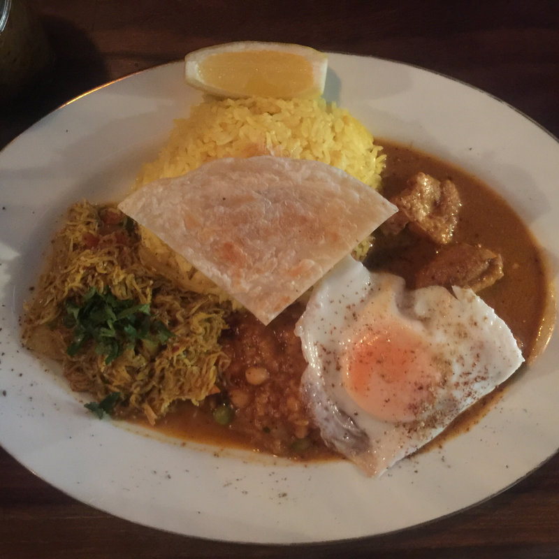 シラスとトマトのカレー・ビーフキーマカレー(BOISHAKI)