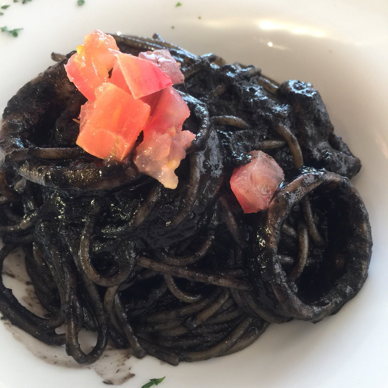 ■サルサネーロ(イカ墨のスパゲッティ)(ブルーモーメント)