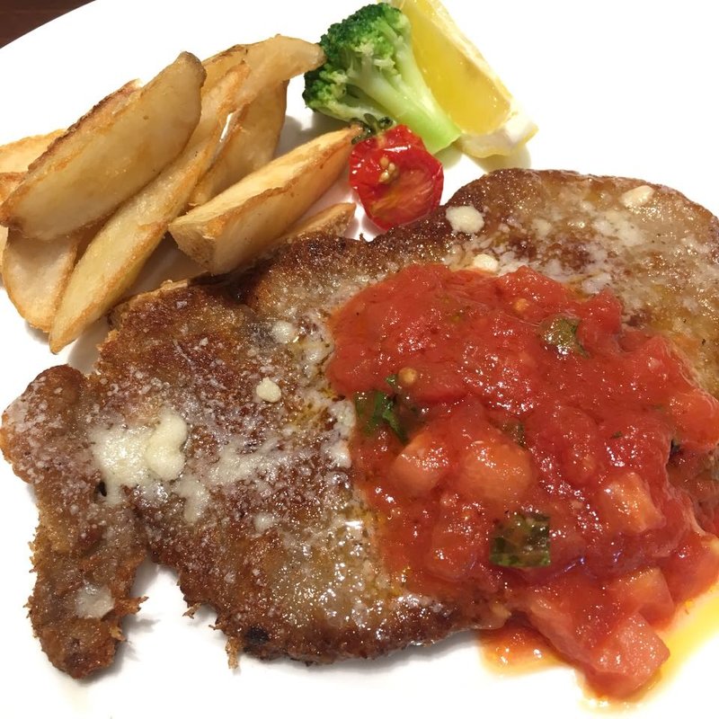 仔牛のイタリアンカツレツ(24 （トゥエンティフォー）)