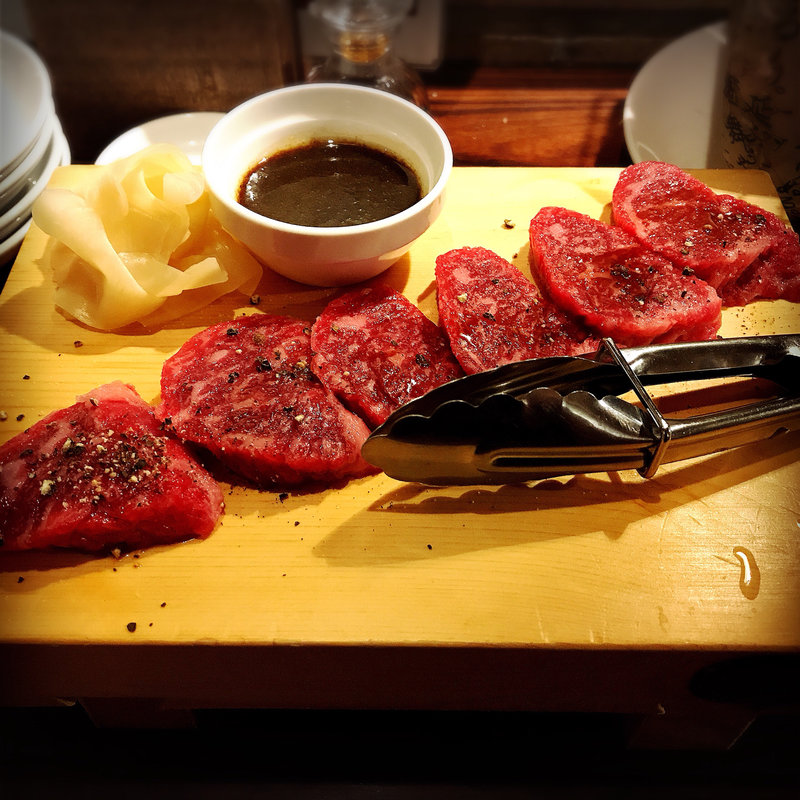 びえい黒牛 牛肩ロース(いが嵐倉庫 )