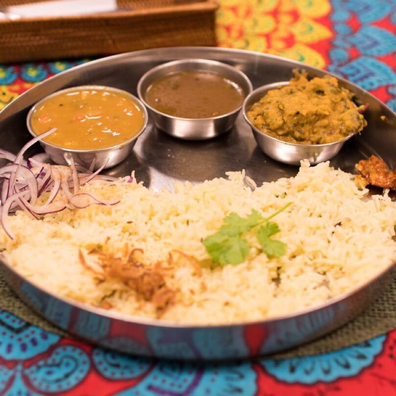 トリプルディッシュ(インド家庭料理 ミレンガ)