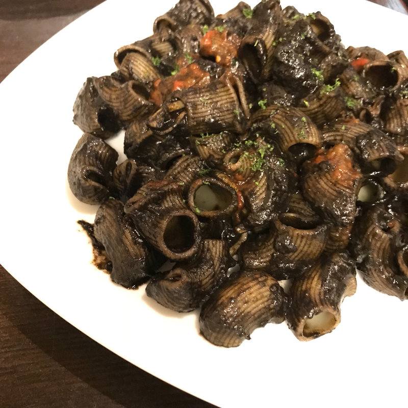 イカ墨のショートパスタ(ドルチェ)