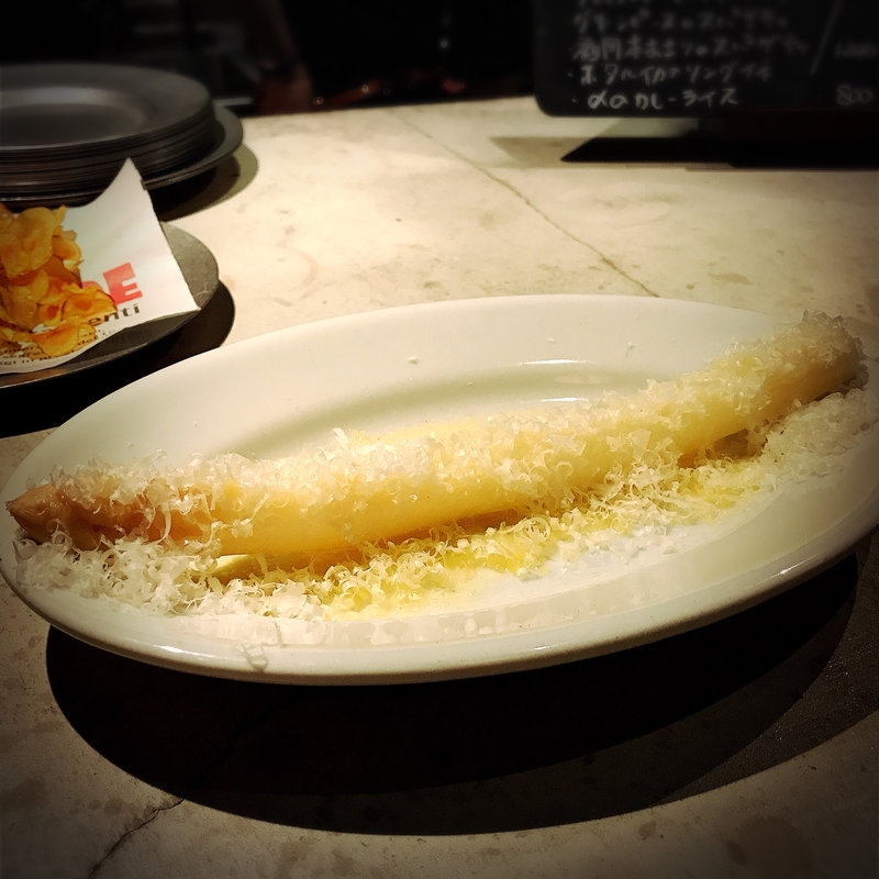 ゆでたて白アスパラとパルミジャーノ(RODEO （ロデオ）)