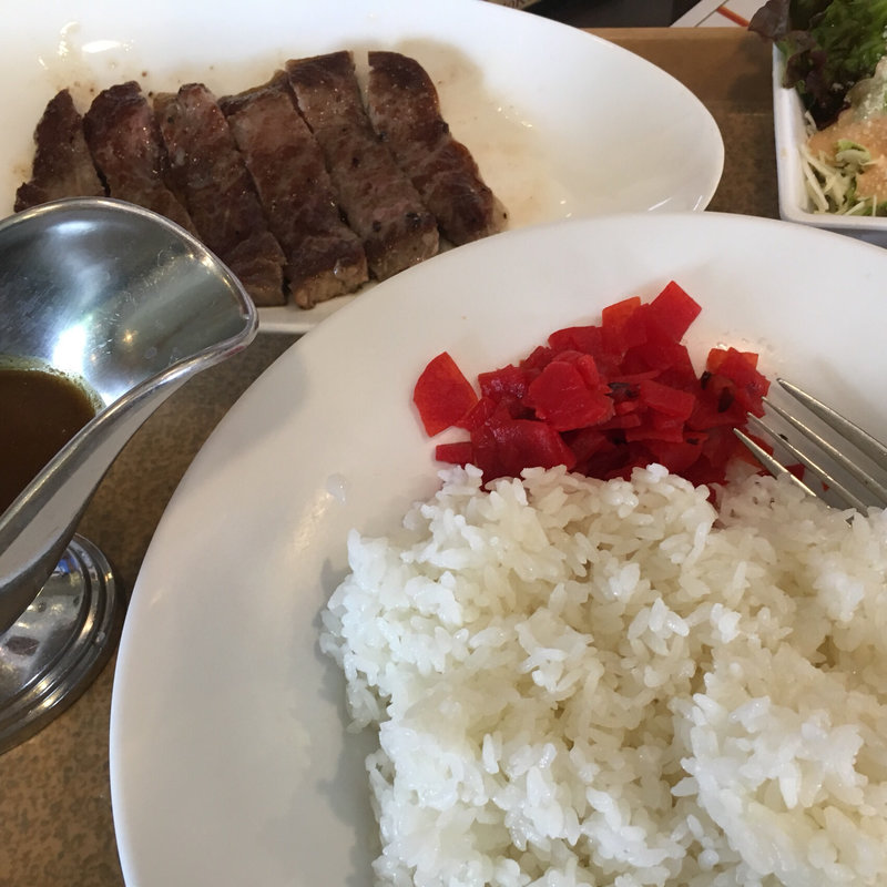 ロースステーキカレー(関東国際カントリークラブ)