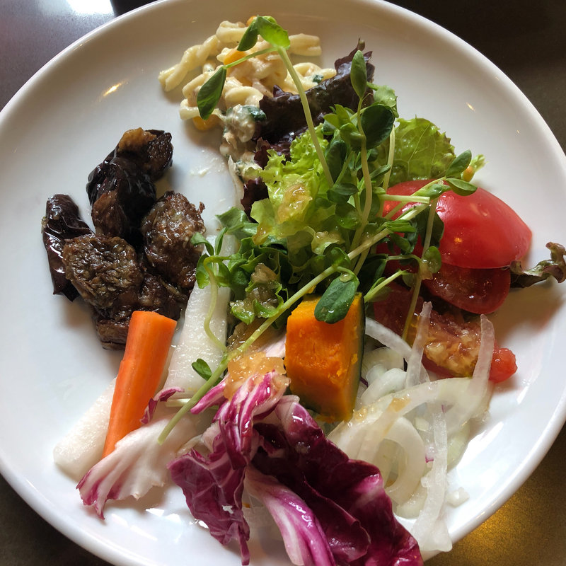 サラダ(ROTI ROPPONGI Wine&Craft Beer Brasserie)