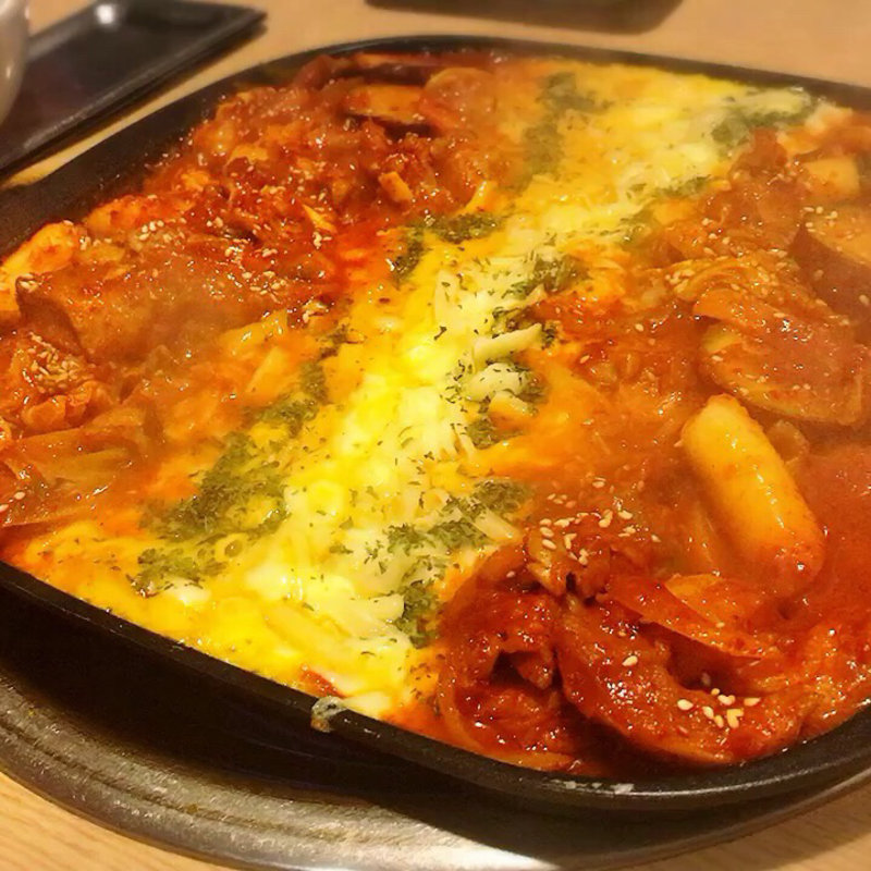 チーズダッカルビ(韓国家庭料理　マンナ )