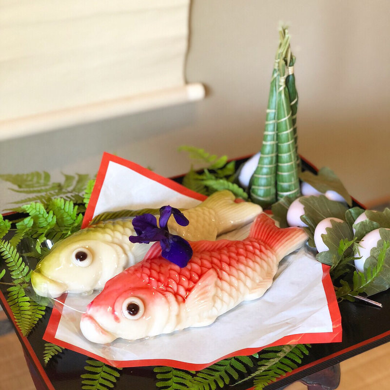 鯉の和生菓子(村岡屋 本店 )