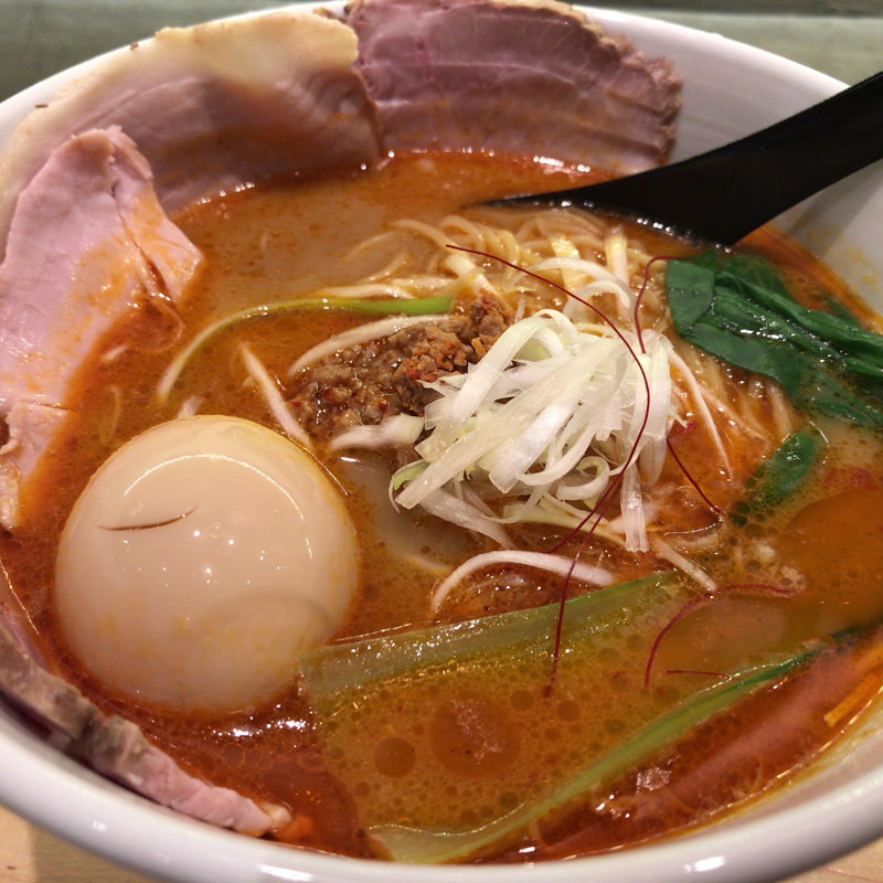 チャーシューカレー担々麺 + 味玉(虎杖)