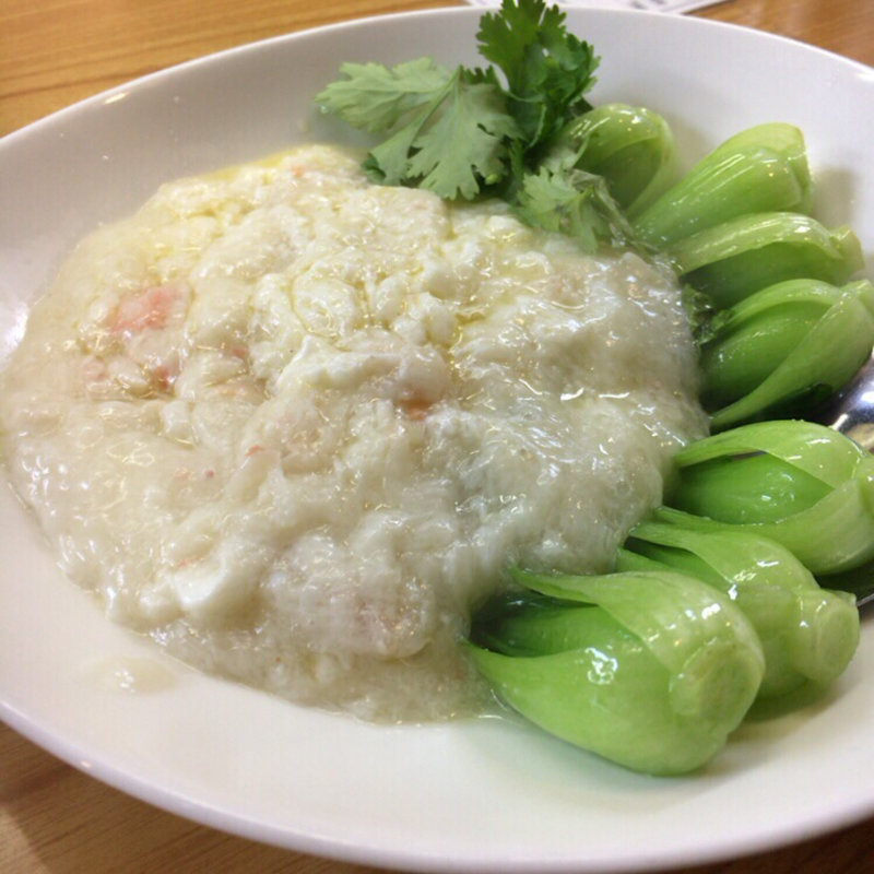 蟹あんかけ青梗菜炒め(餃子専門店 なんやかんや)